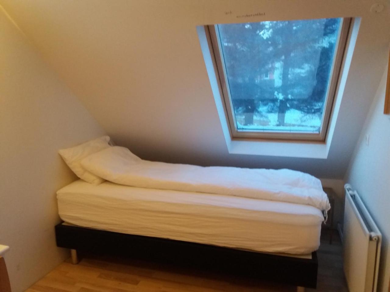 Grand-Inn Bar And Bed Saudarkrokur Exterior foto